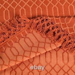 Remi Cotton Blend Jacquard Woven Geometric Fringe Bedspread & Pillow shams Set
